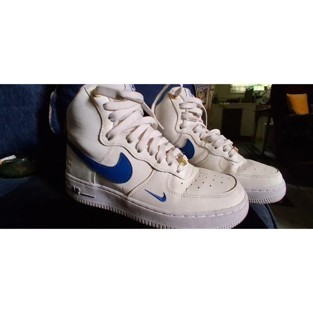 Nike Air Force 1 High Tops Limited Edition Size 6 Women's